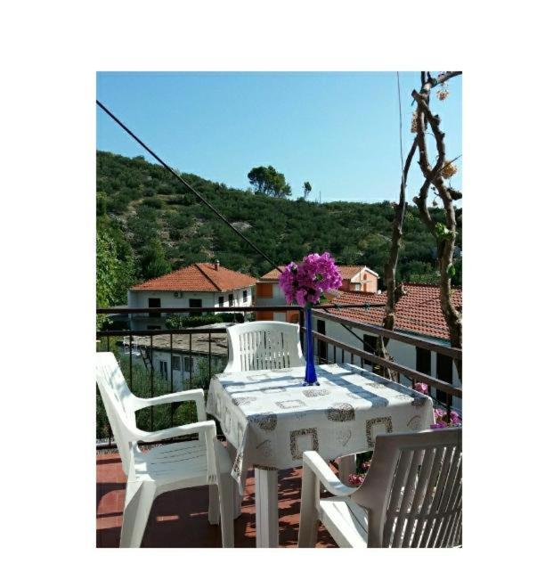 Apartmani Ivona Podgora Exteriér fotografie
