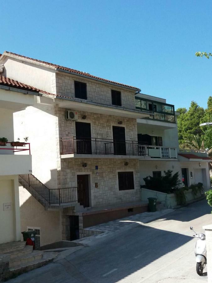 Apartmani Ivona Podgora Exteriér fotografie